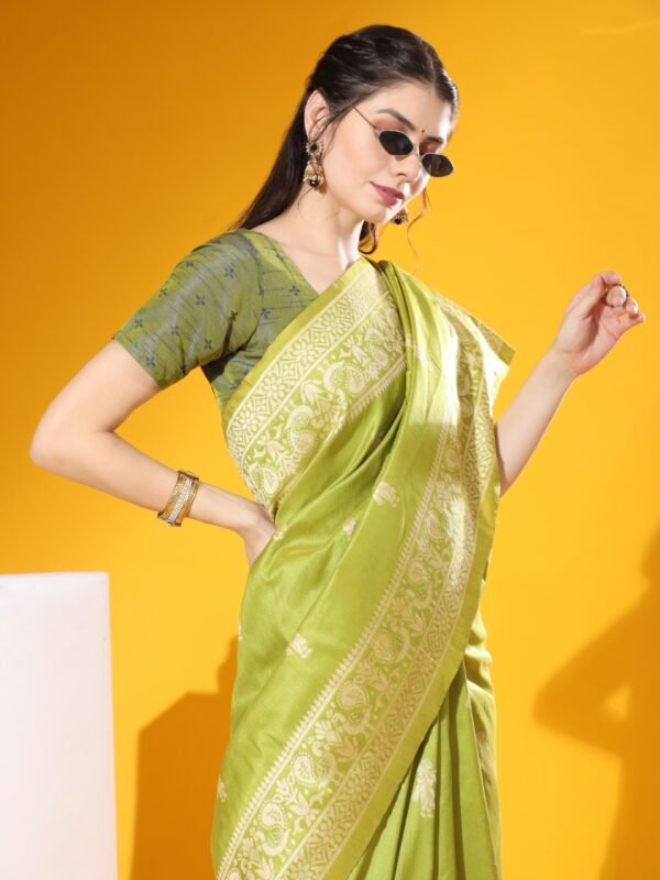 Apple green color soft raw silk saree with woven design - Image 2