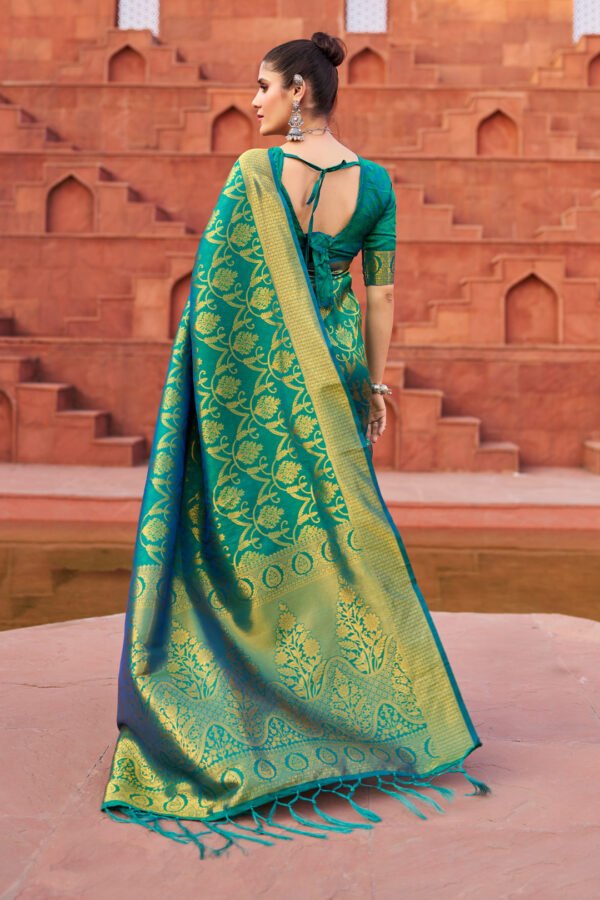 Green color soft silk saree with zari weaving work - Image 2