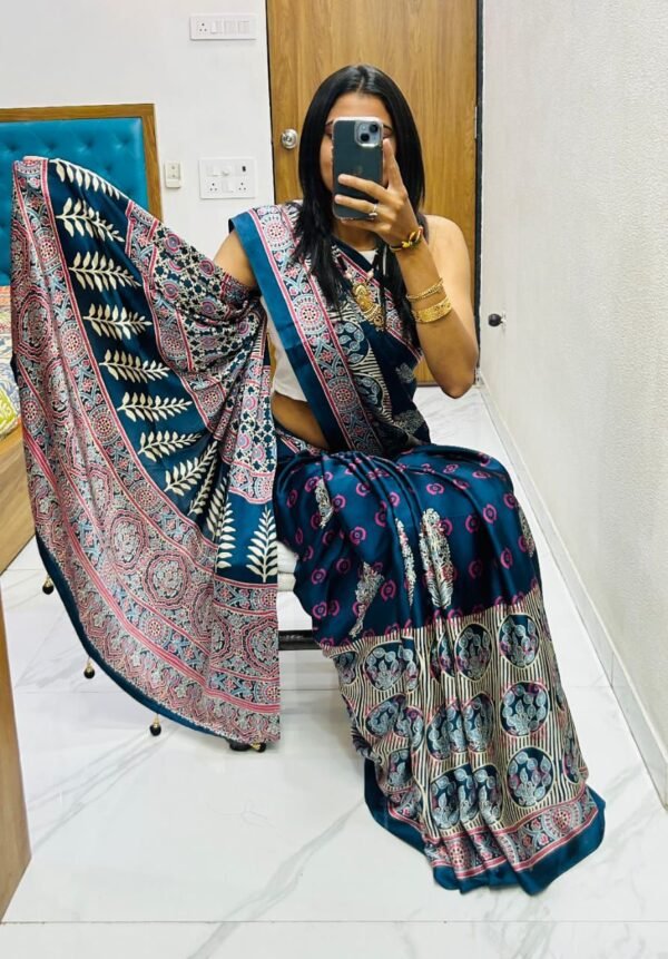 Wine fancy ajrakh printed crepe silk saree - Image 5