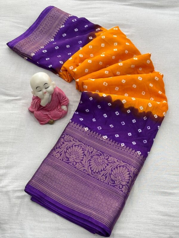 Gray and maroon hand bandhej bandhani saree with zari weaving border & printed pallu - Image 3