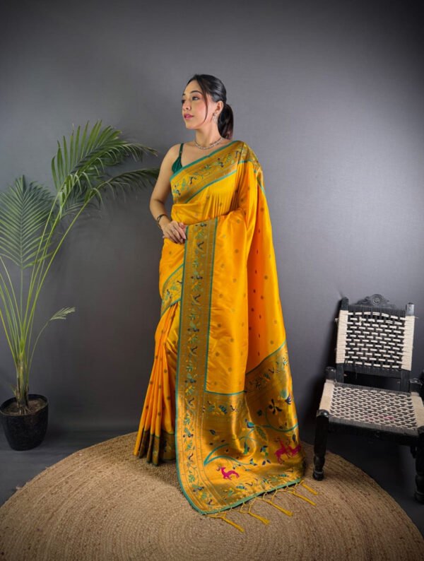 Dark green color paithani silk saree with zari weaving work - Image 5