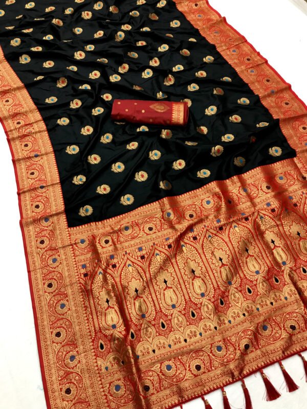 Baby pink traditional banarasi silk saree with zari weaving work - Image 9