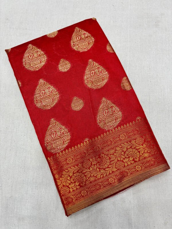 Magenta banarasi silk saree with zari weaving work - Image 6