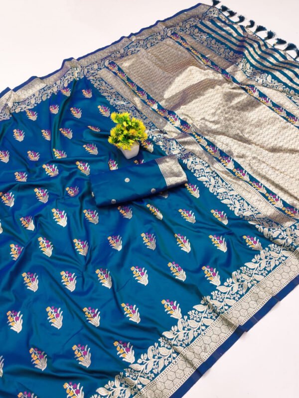 Peach premium banarasi silk saree with meenakari zari weaving work - Image 2