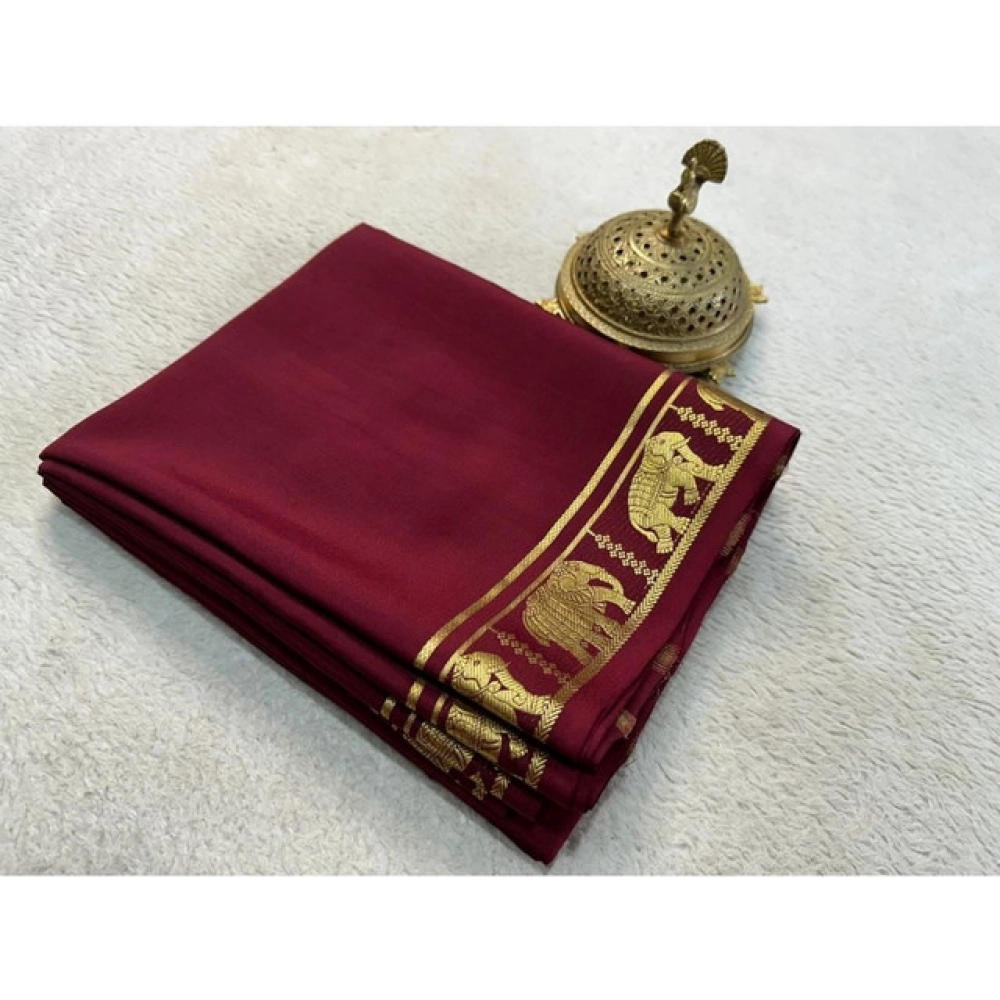 Generic Women's Crepe Chit Pallu Solid Saree With Unstitched Blouse 5.5Mtr (Maroon)
