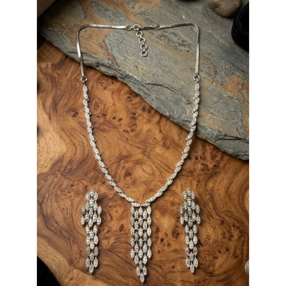 Generic Women’s Brass Silver Plated Necklace set (Silver)